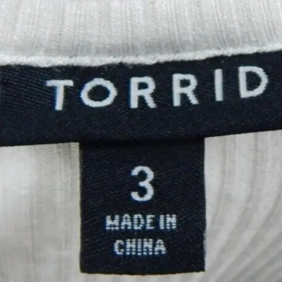 Torrid White Ribbed Hook and Eye Tank - Picture 5 of 5